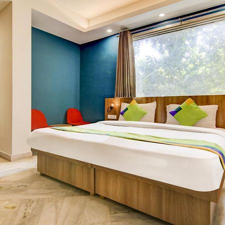 Treebo Mall View, Dlf Phase II Gurgaon Esterno foto